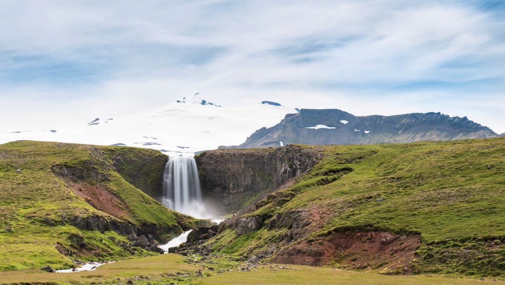 Snæfellsjökull og Svöðufoss