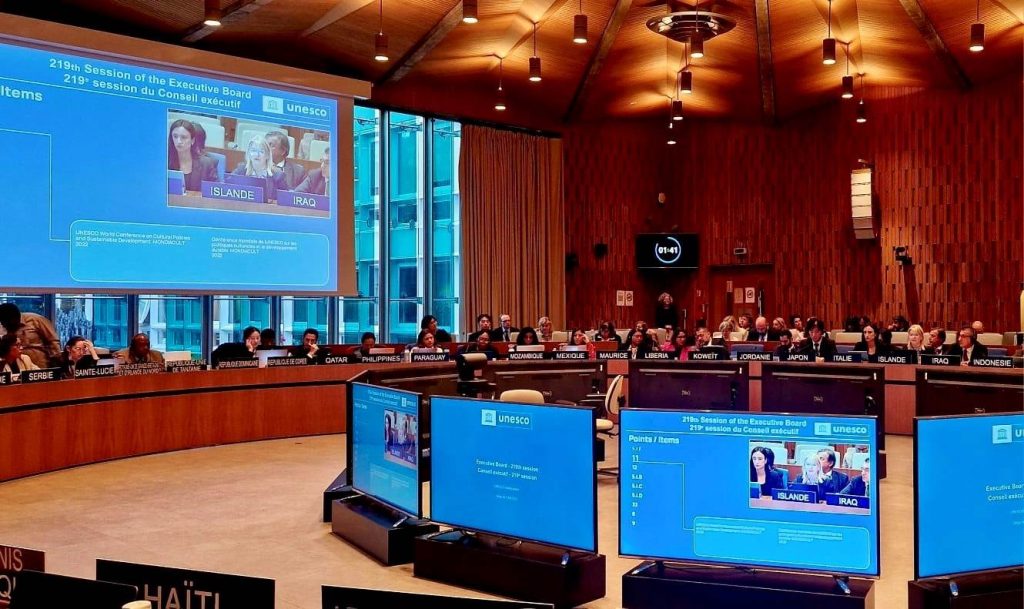 Fulltrúar Íslands á framkvæmdarstjórafundi UNESCO í París